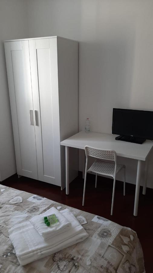 Il Caravaggio Guest House Грассоббьо Экстерьер фото