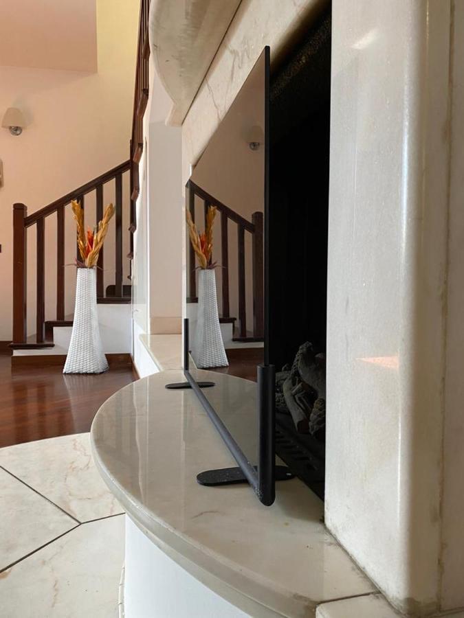 Il Caravaggio Guest House Грассоббьо Экстерьер фото