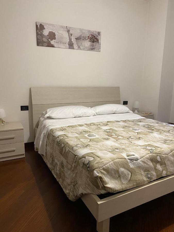 Il Caravaggio Guest House Грассоббьо Экстерьер фото